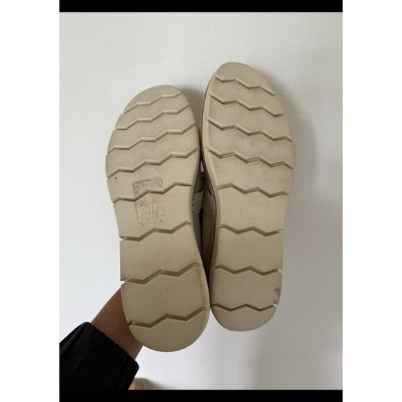 MIA Limited Edition Women's Delila Buckle Platform Flat Cream White 10 Mary Jane - Picture 3 of 5